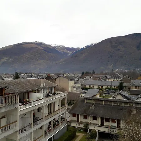 Chaleureux A 30 M² Avec Vue شقة Bagnères-de-Luchon